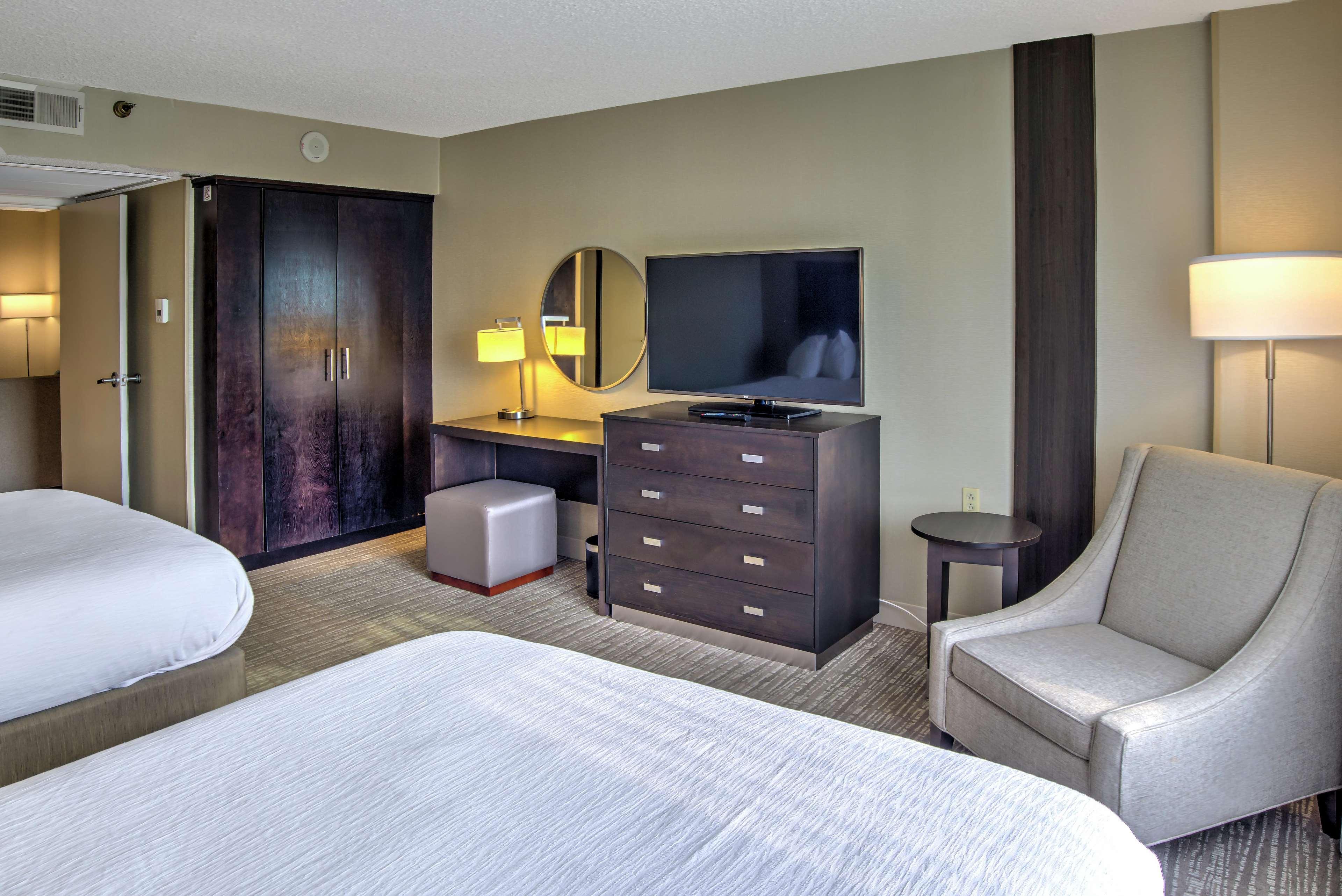 Embassy Suites By Hilton Indianapolis North Екстер'єр фото