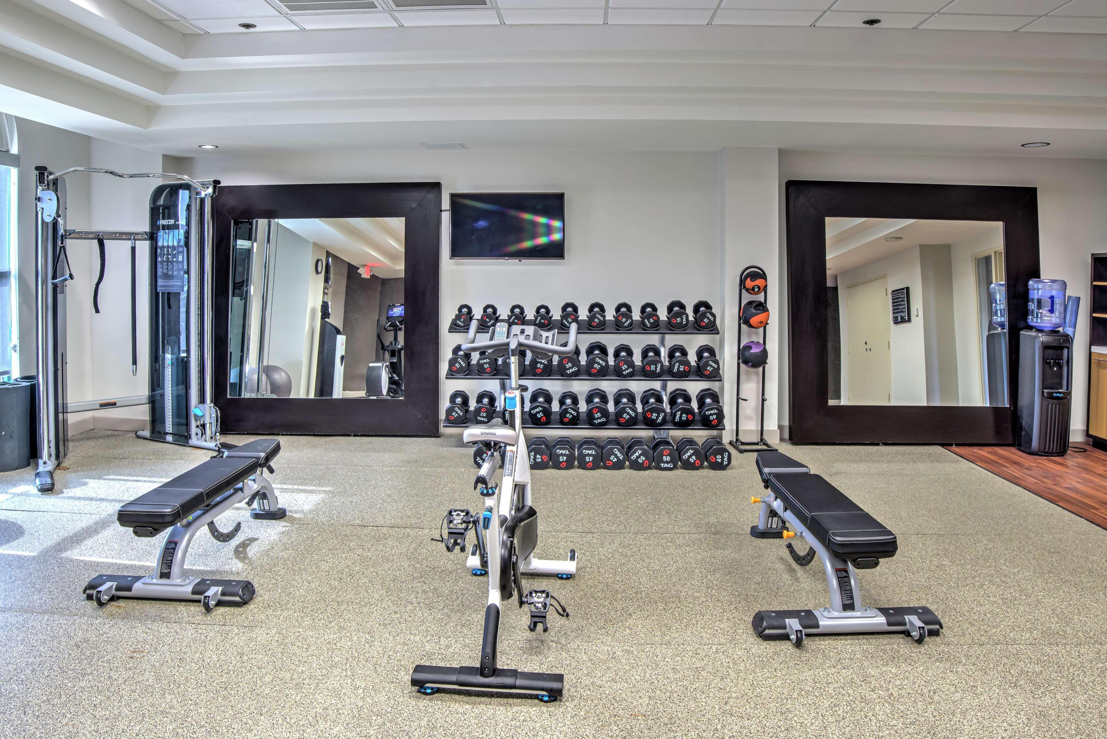 Embassy Suites By Hilton Indianapolis North Екстер'єр фото